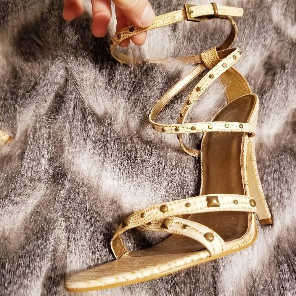 Hot Strappy Heels sexy Pump LIKE NEW